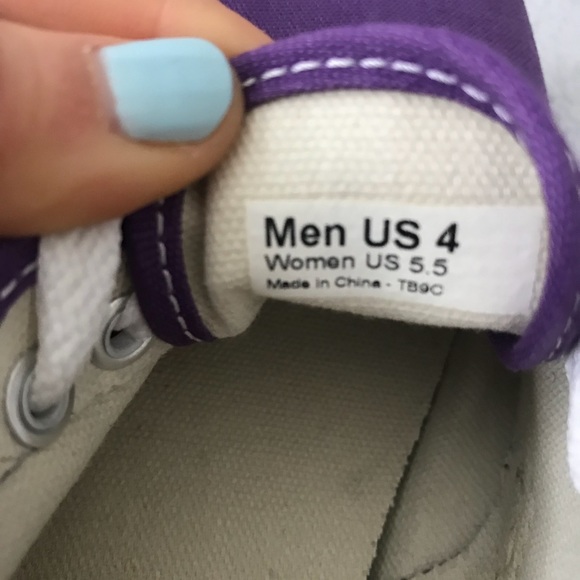 Vans - Picture 5 of 7